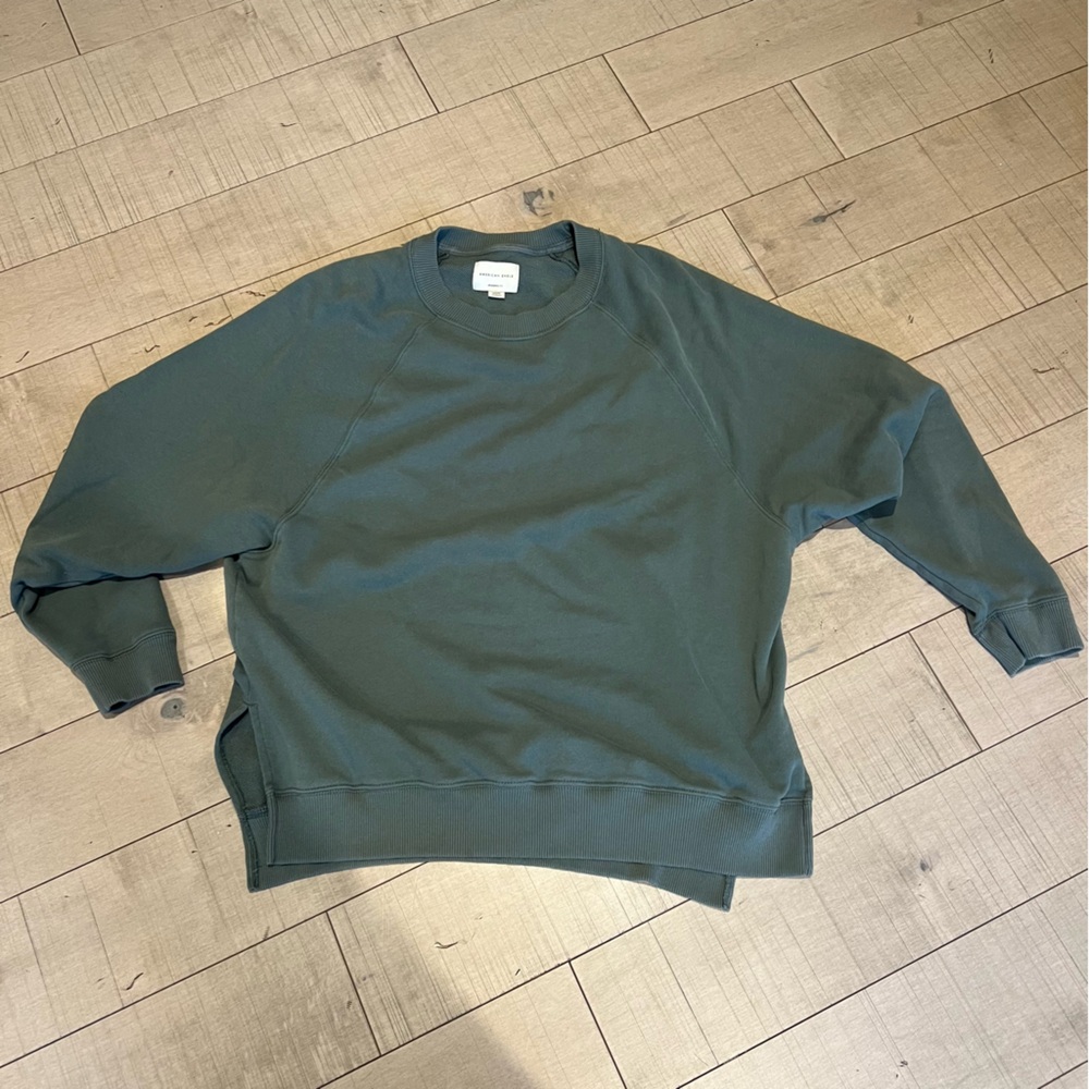 🧸2/$30🧸 American Eagle Outfitters Crewneck Sweatshirt - Dark Green